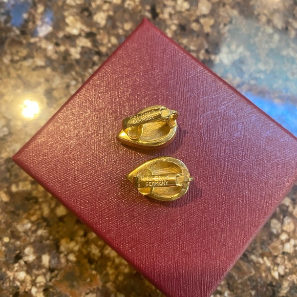 Vintage Dior Teardrop Clip On Earrings 1980s - Picture 3 of 9